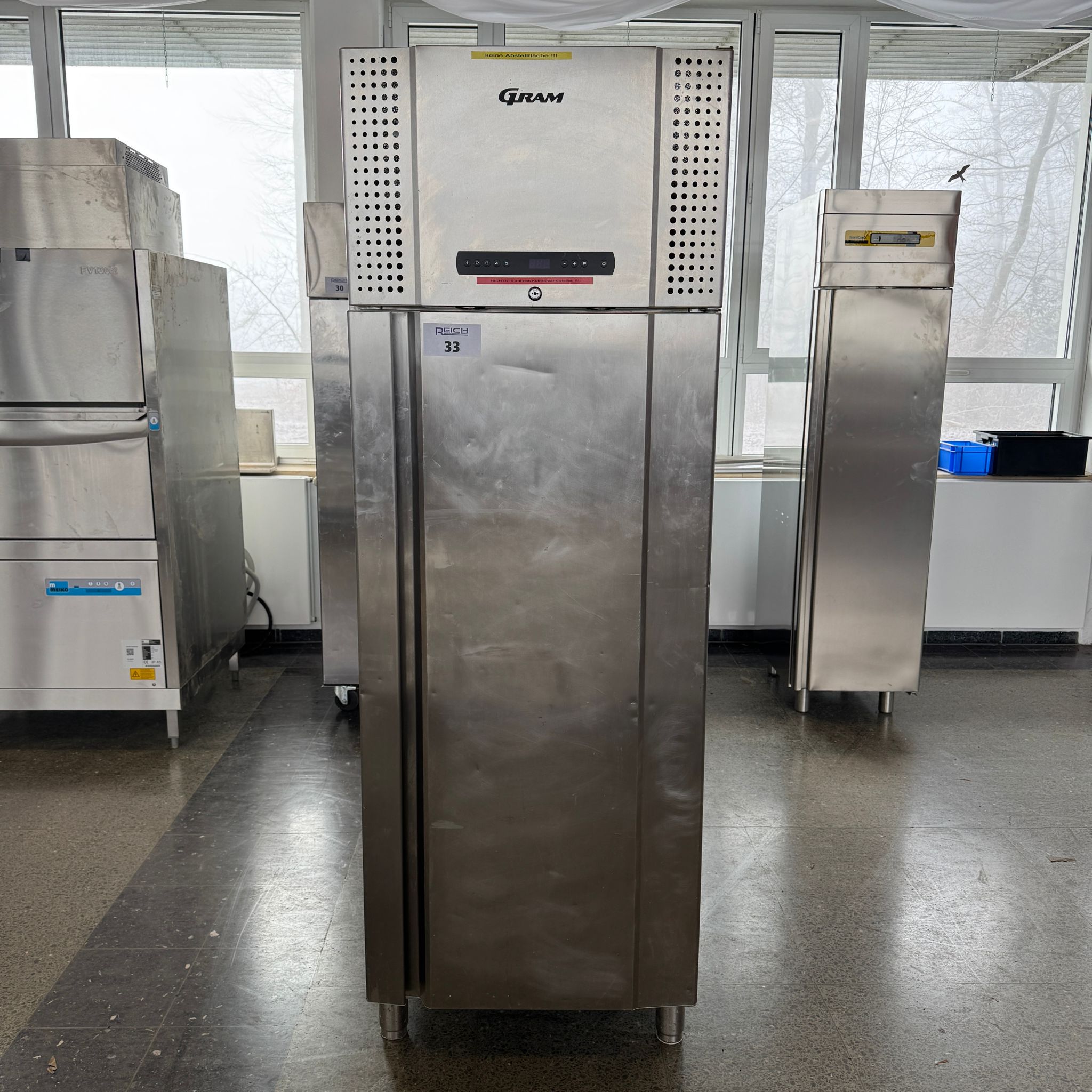 Gram Baker M 500 CBG T 5B Sahneklimaschrank Kühlschrank